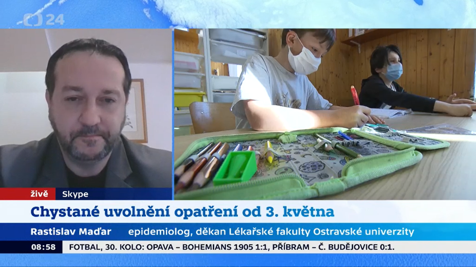 Epidemiolog Rastislav Maďar se v přímém přenosu dozvěděl o úmrtí své blízké osoby. Zemřela na covid-19.