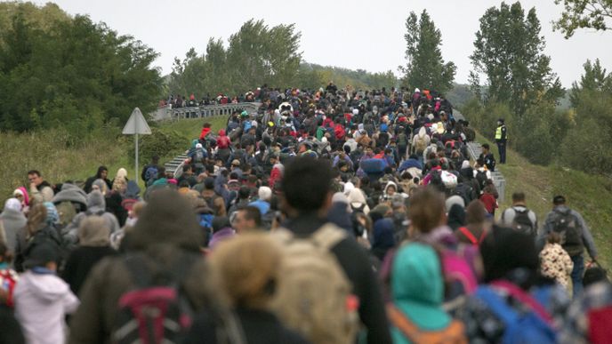 Imigranti na maďarsko-chorvatské hranici