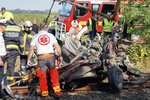 Při srážce vlaku s automobilem na železničním přejezdu v pondělí v Maďarsku zemřelo sedm lidí.