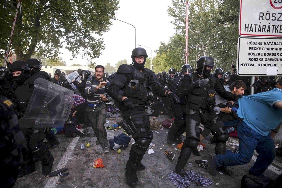 Maďarská policie v akci.