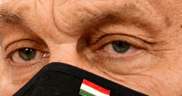 Komentář: Postaví se EU útoku Viktora Orbána na nezávislá média v Maďarsku?