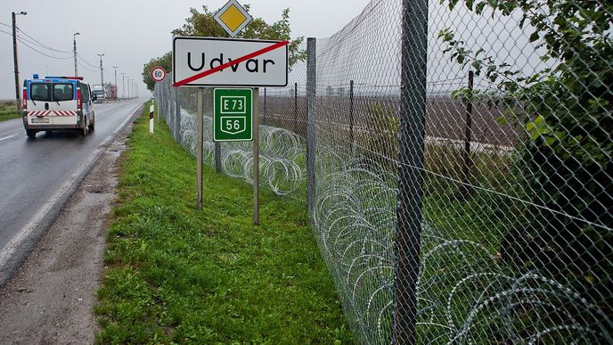 Plot na maďarské hranici - ilustrační snímek