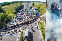 Nepokoje na hranicích Maďarska: Proti uprchlíkům vytáhli slzný plyn a vodní děla