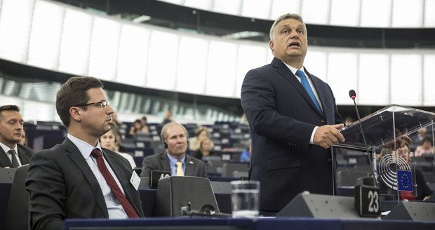 Orbán se neubránil. Europoslanci jdou po Maďarech kvůli ohrožení hodnot EU