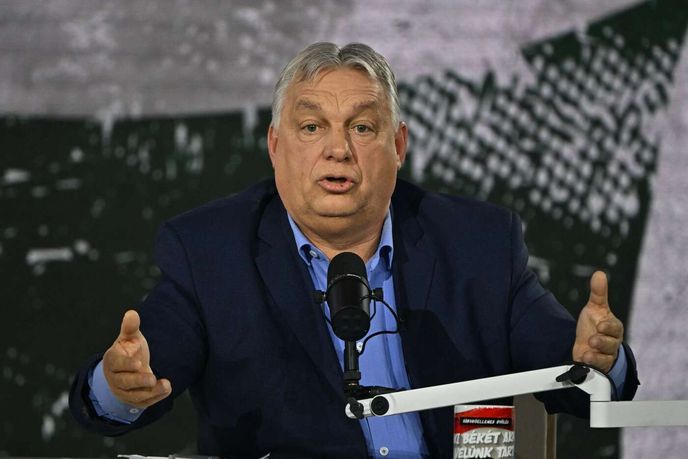 Maďarský premiér Viktor Orbán nechce přijít o moc za žádnou cenu. Maďarský premiér Viktor Orbán nechce přijít o moc za žádnou cenu.