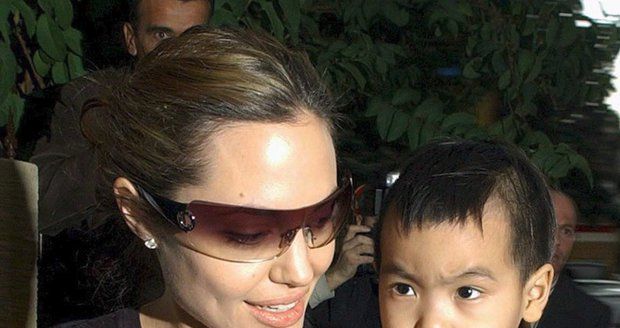 Angelina Jolie a maličký Maddox