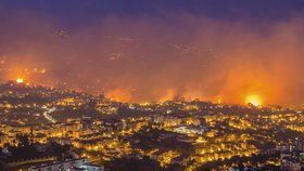 Lesní požáry zasáhly Madeiru: Na ostrově umírají lidé.