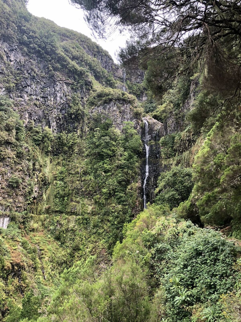 Vodopád Risco na Madeiře.