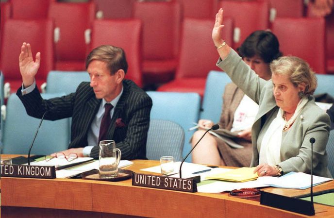 Ambassador to the United Nations Madeleine Albright (R) and British Ambassador Sir George Weston