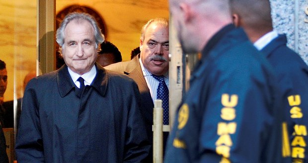 Zemřel Bernie Madoff (†82): Král bilionových podvodů dohnal vlastního syna k sebevraždě!