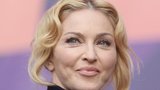 Madonna a její botox! Strčila hlavu do vosího hnízda?