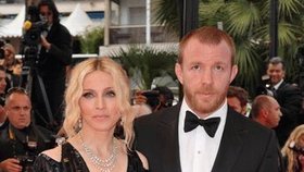 Madonna s manželem, filmovým režisérem Guyem Ritchiem