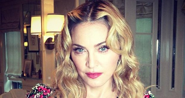 Madonna si zřejmě myslí, že si může dovolit vše. Šéf texaského řetězce kin ji však rychle vyvedl z omylu.