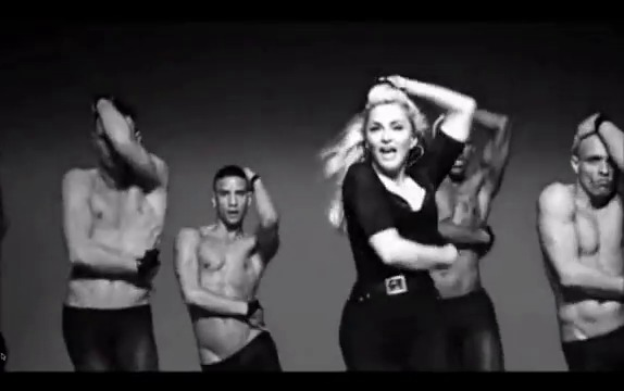 Madonna na své postavě dře denně