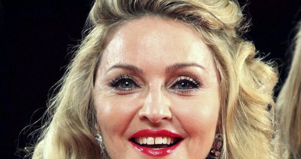 Madonna udivuje svým mladistvým vzhledem
