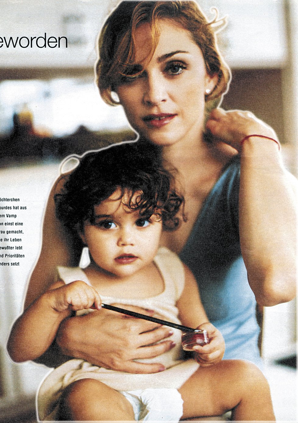 Madonna s malou Lourdes v náručí.