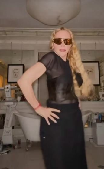 Madonna oslavila čtyřicátiny svého prvního alba.