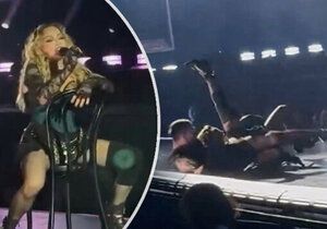 Madonna se chvíli válela jako brouk na krovkách.