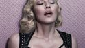 Celebrity se trumfují – pro časopis se teď svlékla i zpěvačka Madonna (56 let)