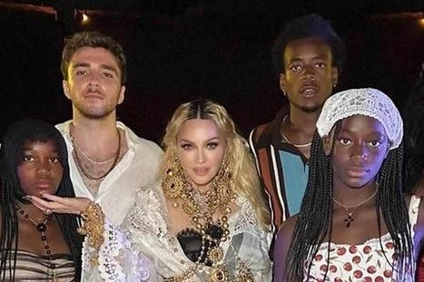 Obrázek: Madonna v kómatu: SELHÁNÍ PLIC A LEDVIN
