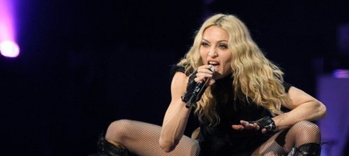 Madonna samozřejmě šokovala i v Cardiffu