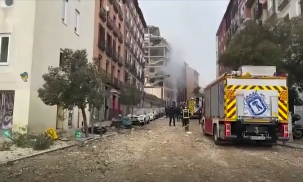 Výbuch budovy v Madridu.