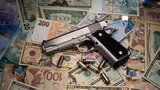 Chapadla balkánské mafie svírají Česko: Gangsteři se snaží našeptávat i vládě