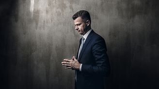 Eurowag na londýnské burze znovu padá k psychologické hranici. Velký akcionář prodal další balík akcií Eurowag na londýnské burze znovu padá k psychologické hranici. Velký akcionář prodal další balík akcií