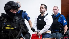 Liberecký soud rozdal tresty v obří drogové kauze: Gang pašoval tuny kokainu a hašiše i cigarety za desítky milionů