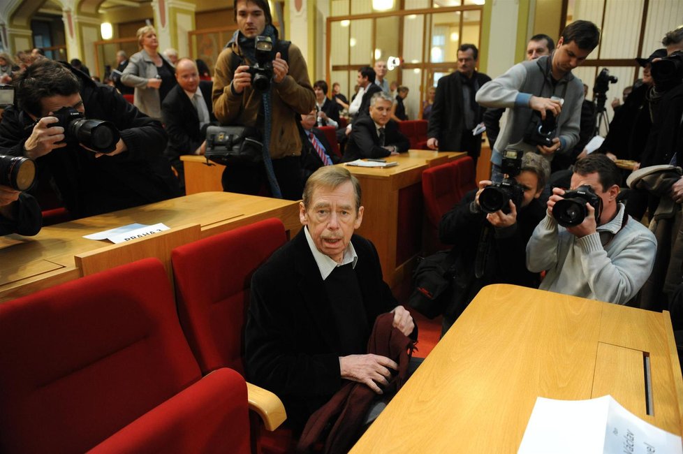 Havel tvrdí, že lidé mají na protest právo