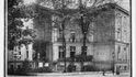 V roce 1919 zakládá v centru Berlína Institut für Sexualwissenschaft.