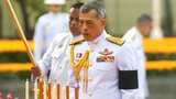 Smutek končí, nového krále korunují v Thajsku během oslav trvajících tři dny