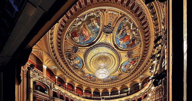 Mahenovo divadlo je součásní Národního divadla Brno a je chráněna jako kulturní památka.