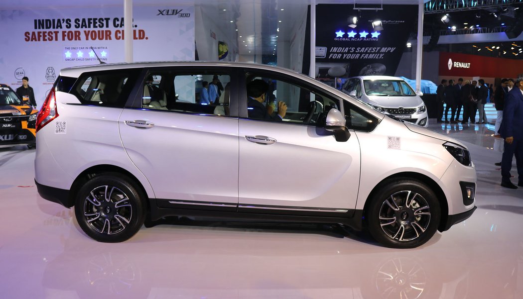 Mahindra Marazzo