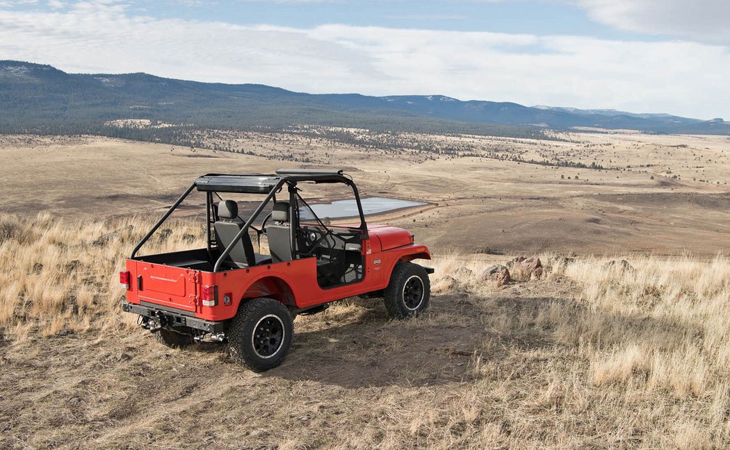 Mahindra Roxor