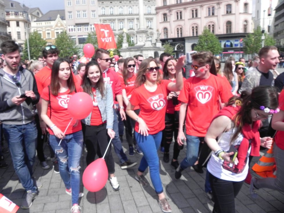 Brno je opět na nohou, takto studenti slavili v roce 2017 svůj majáles!