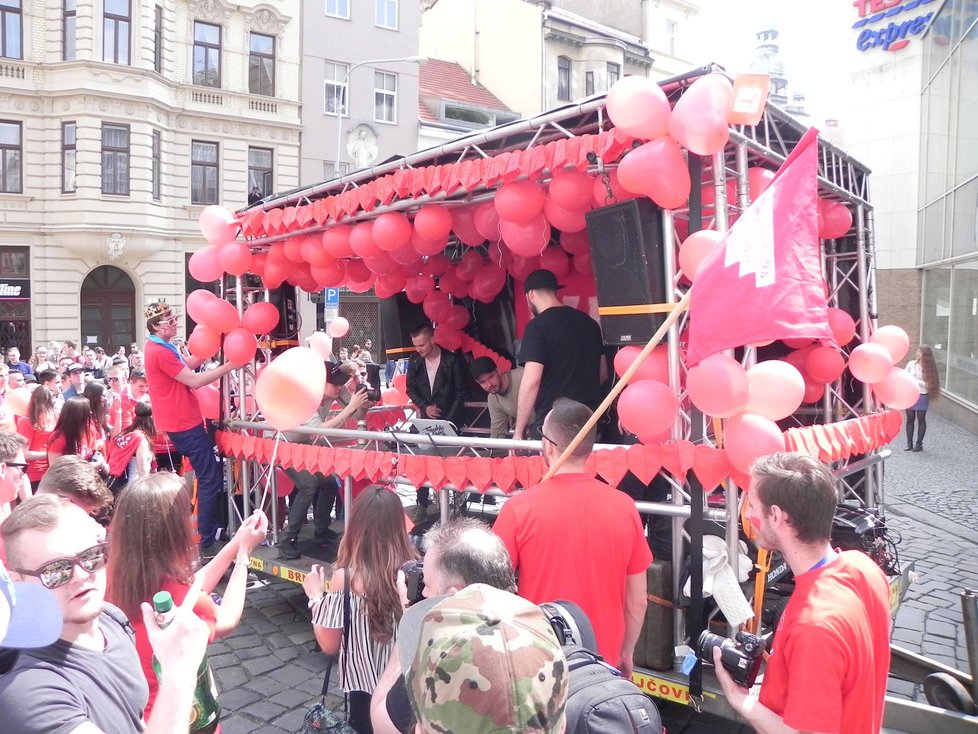 Brno je na nohou, studenti slaví svůj majáles!