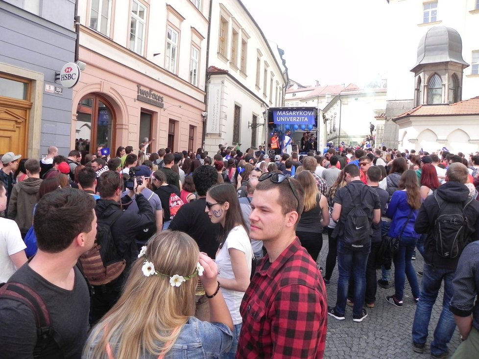 Brno je na nohou, studenti slaví svůj majáles!