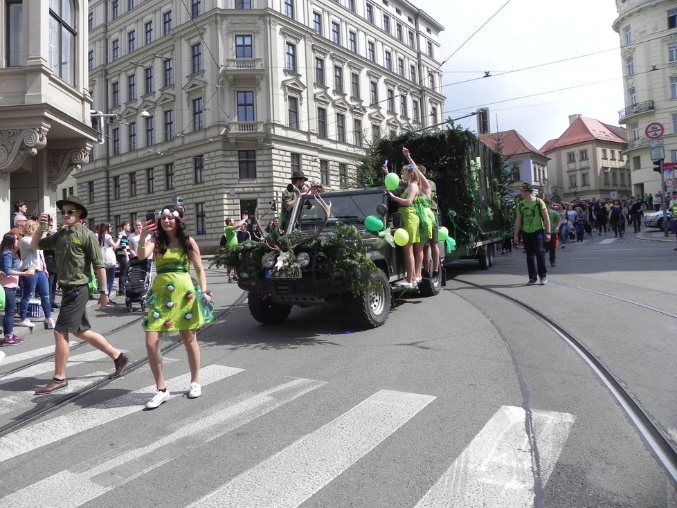 Brno je na nohou, studenti slaví svůj majáles!