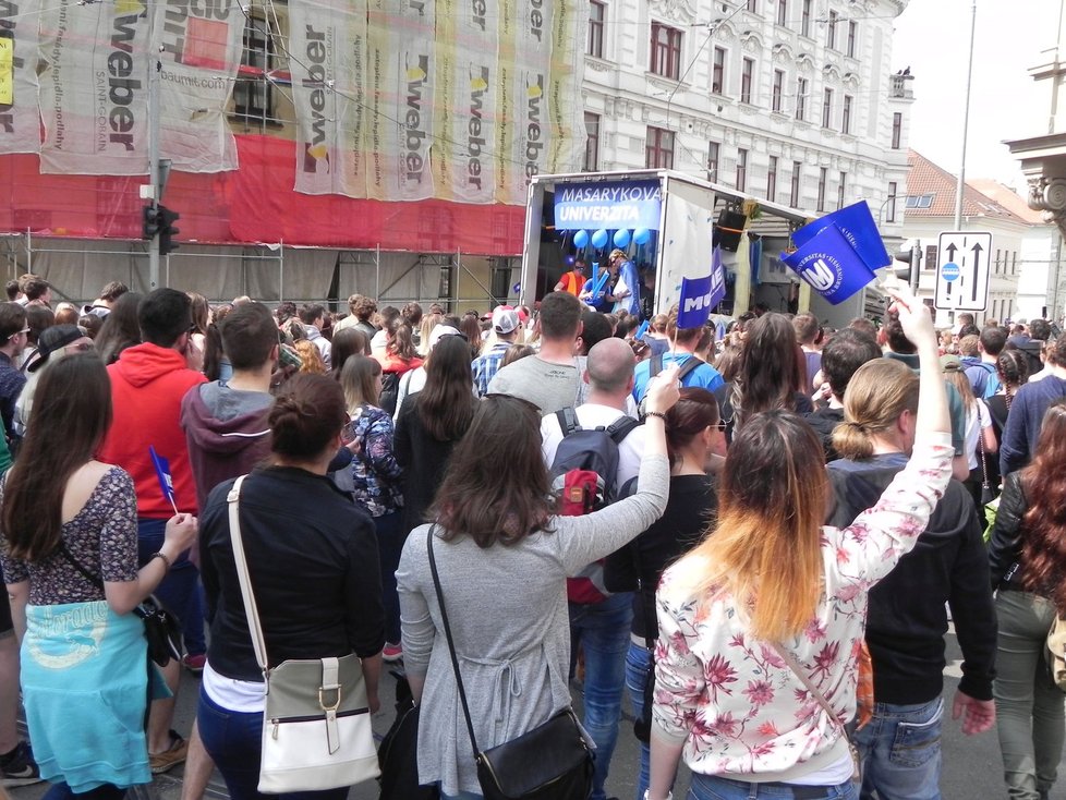 Brno je na nohou, studenti slaví svůj majáles!