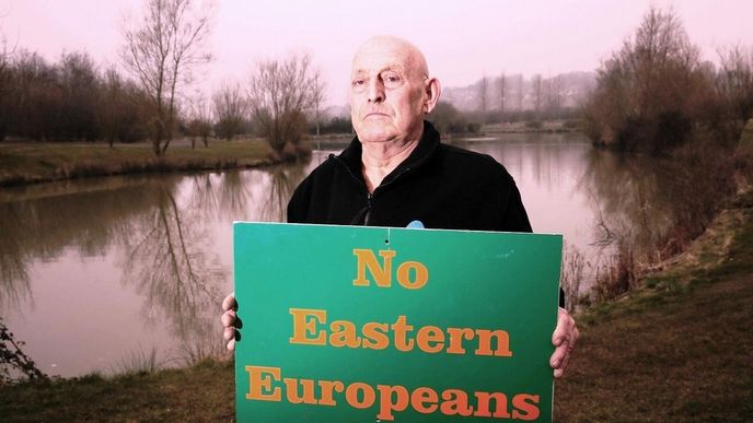 Majitel rybníku Eddie Whitehead nemá dobrou zkušenost s Východoevropany