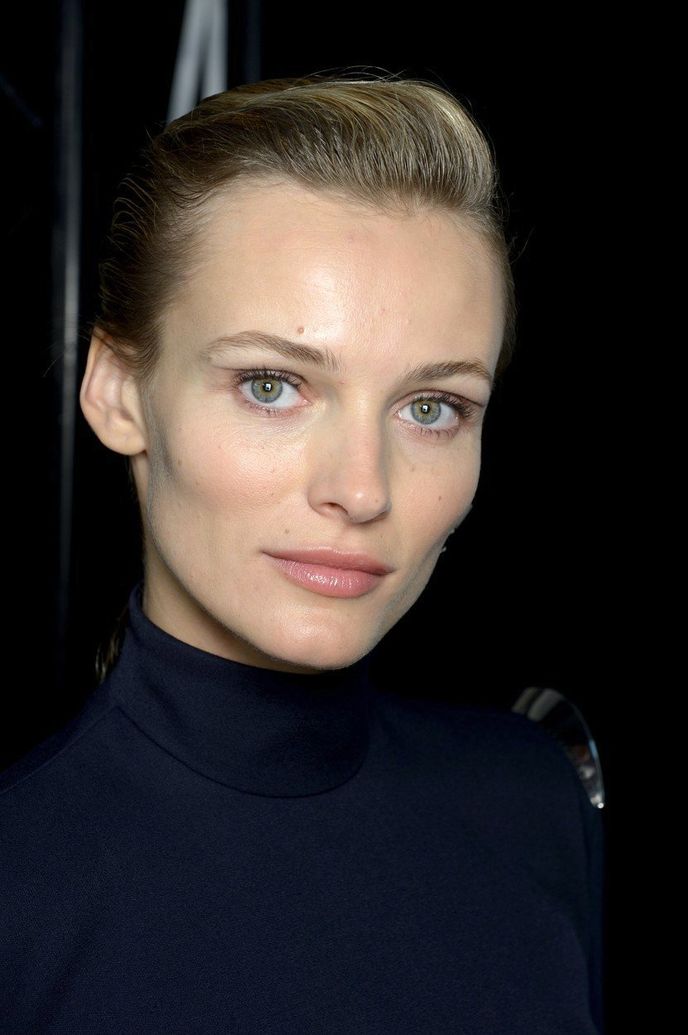 Make-up backstage Mugler