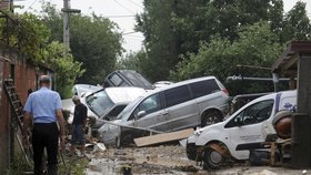 Makedonie se vzpamatovává ze smrtících povodní.