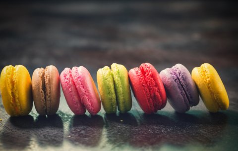Pravá francouzská delikatesa: Mandlové makronky!