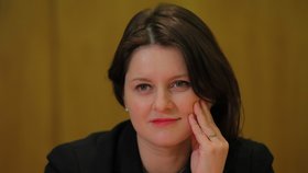 Ministryně práce a sociálních věcí Jana Maláčová (ČSSD) v rozhovoru pro Blesk Zprávy promluvila o důchodové reformě, kde na ni vzít i proč si sama nespoří na důchod (28. 1. 2020)