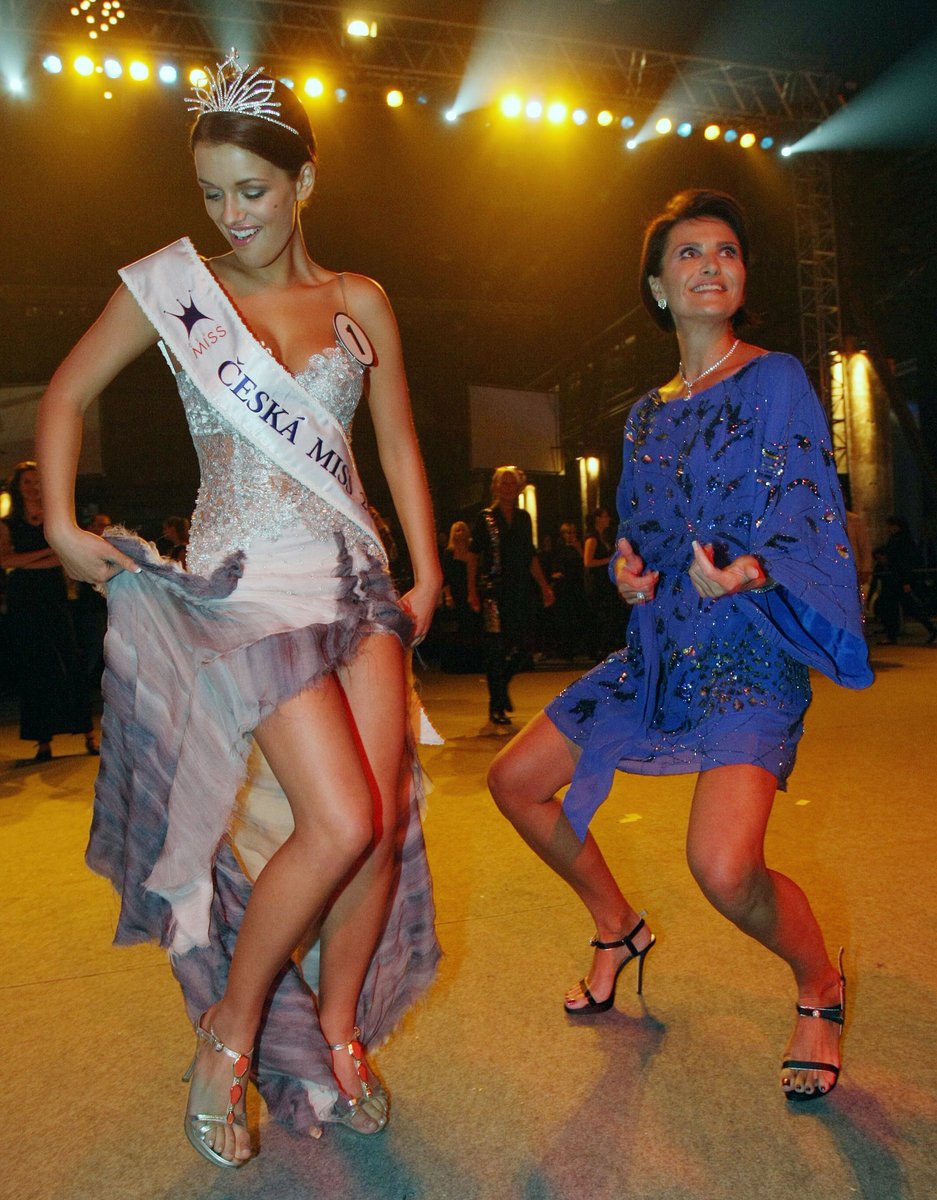2010: Po finále Miss 2010 si nenechala Michaela ujít party. Jakoby tušila, že ji čeká závěrečný triumf v boji se Zapletalem.