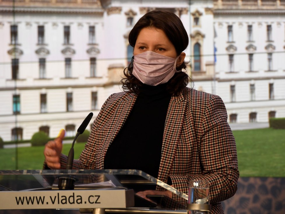 Ministryně práce a sociálních věcí Jana Maláčová (ČSSD) na tiskové konferenci po jednání vlády (31. 3. 2020)