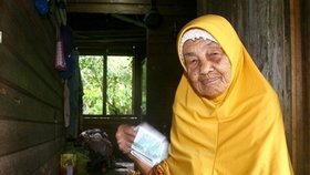 Malajka (107) se chce potřiadvacáté vdát!