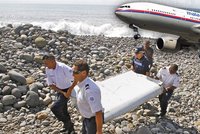 Potvrzeno: kus křídla pochází z pohřešovaného letu MH370