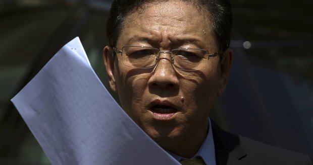Malajsie vyhostila velvyslance Severní Koreje. Kvůli vraždě bratra Kim Čong-una